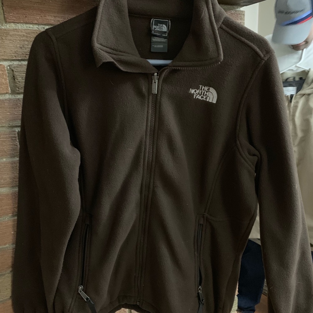 Women’s brown fleece northface. Worn once